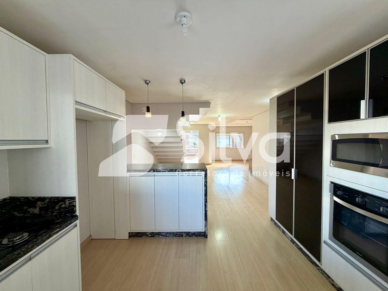 Sobrado a venda, localizado no Bairro S�o Francisco Xavier, Dois Vizinhos-PR.