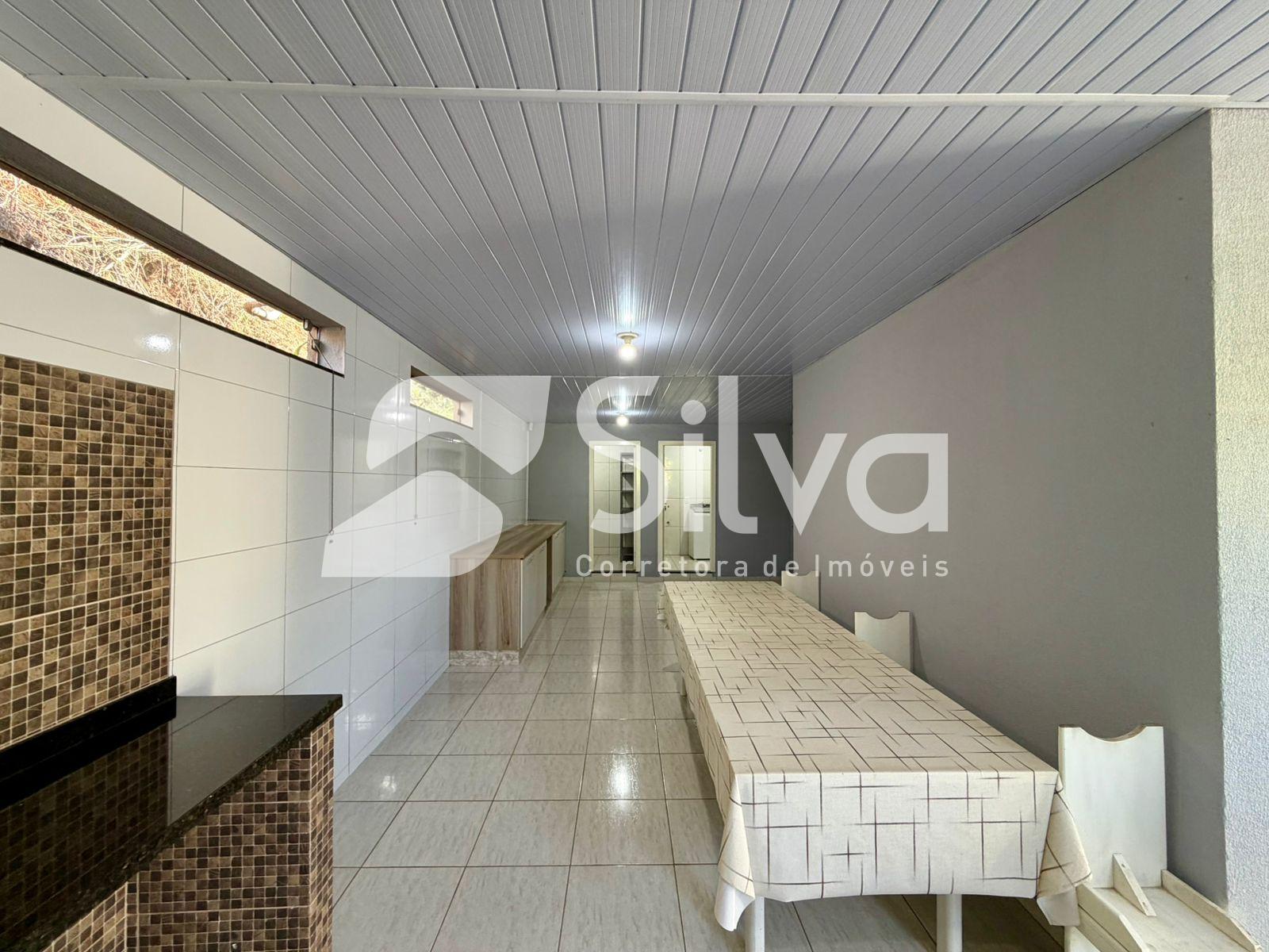 Casa a venda localizada no Loteamento Caet�, Dois Vizinhos-PR.