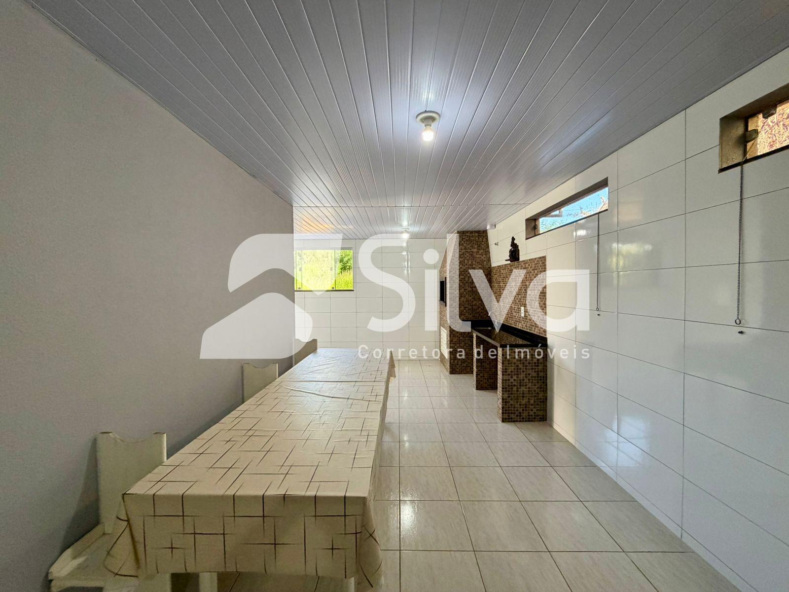 Casa a venda localizada no Loteamento Caet�, Dois Vizinhos-PR.