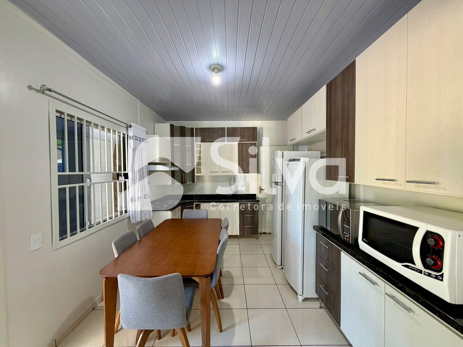 Casa a venda localizada no Loteamento Caet�, Dois Vizinhos-PR.