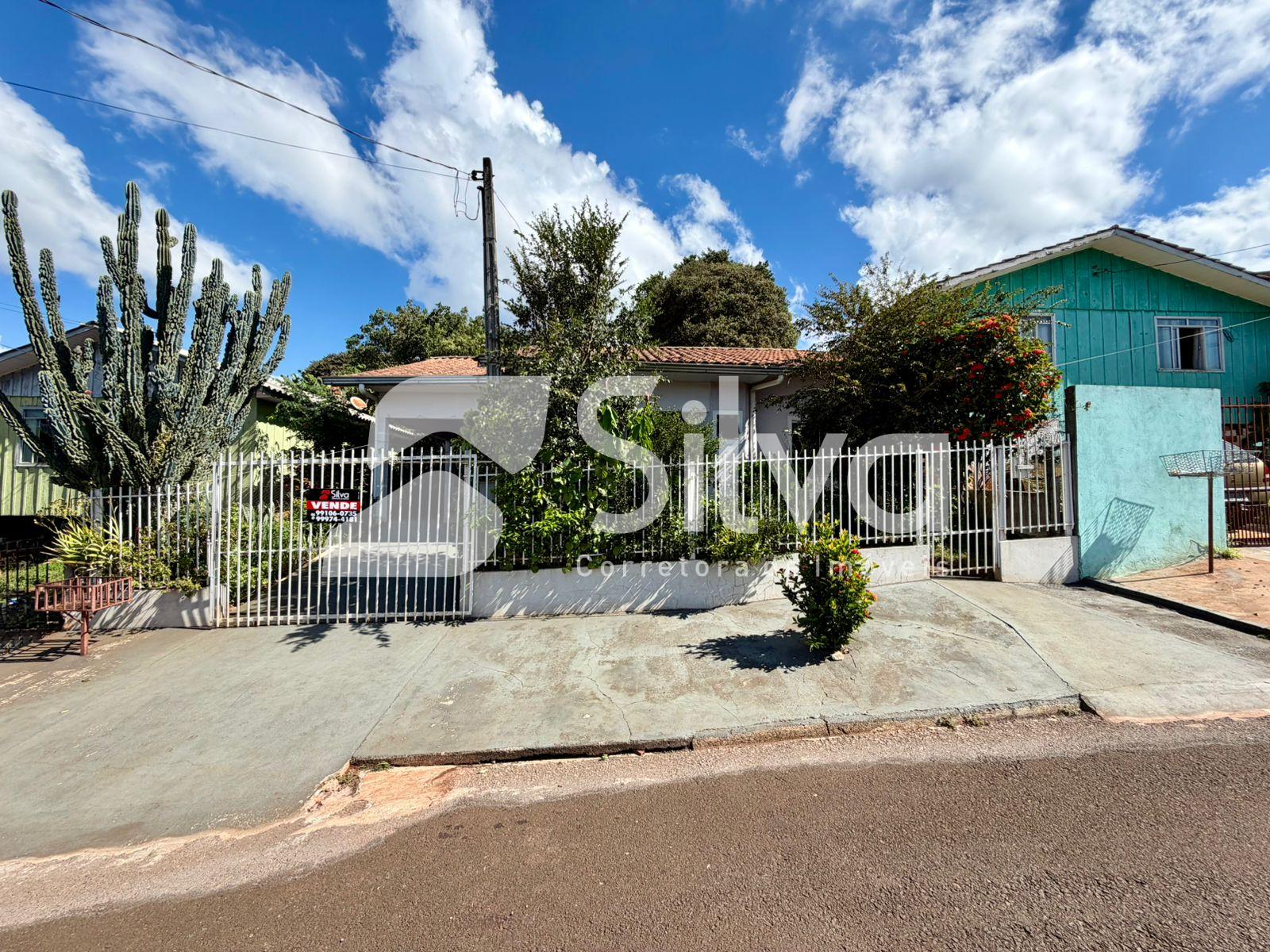 Casa à venda localizada no Bairro Jardim da Colina, Dois Vizin...