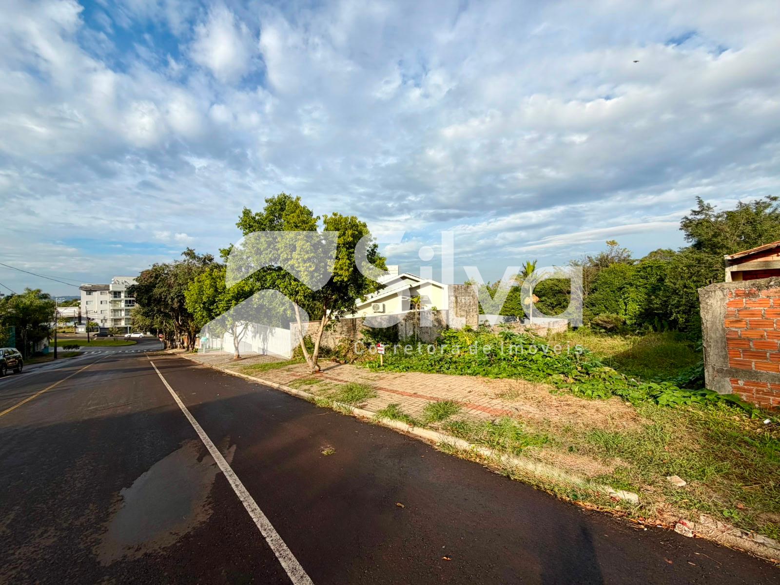 Lote venda localizado no Bairro So Francisco de Assis, Dois Vizinhos-PR.