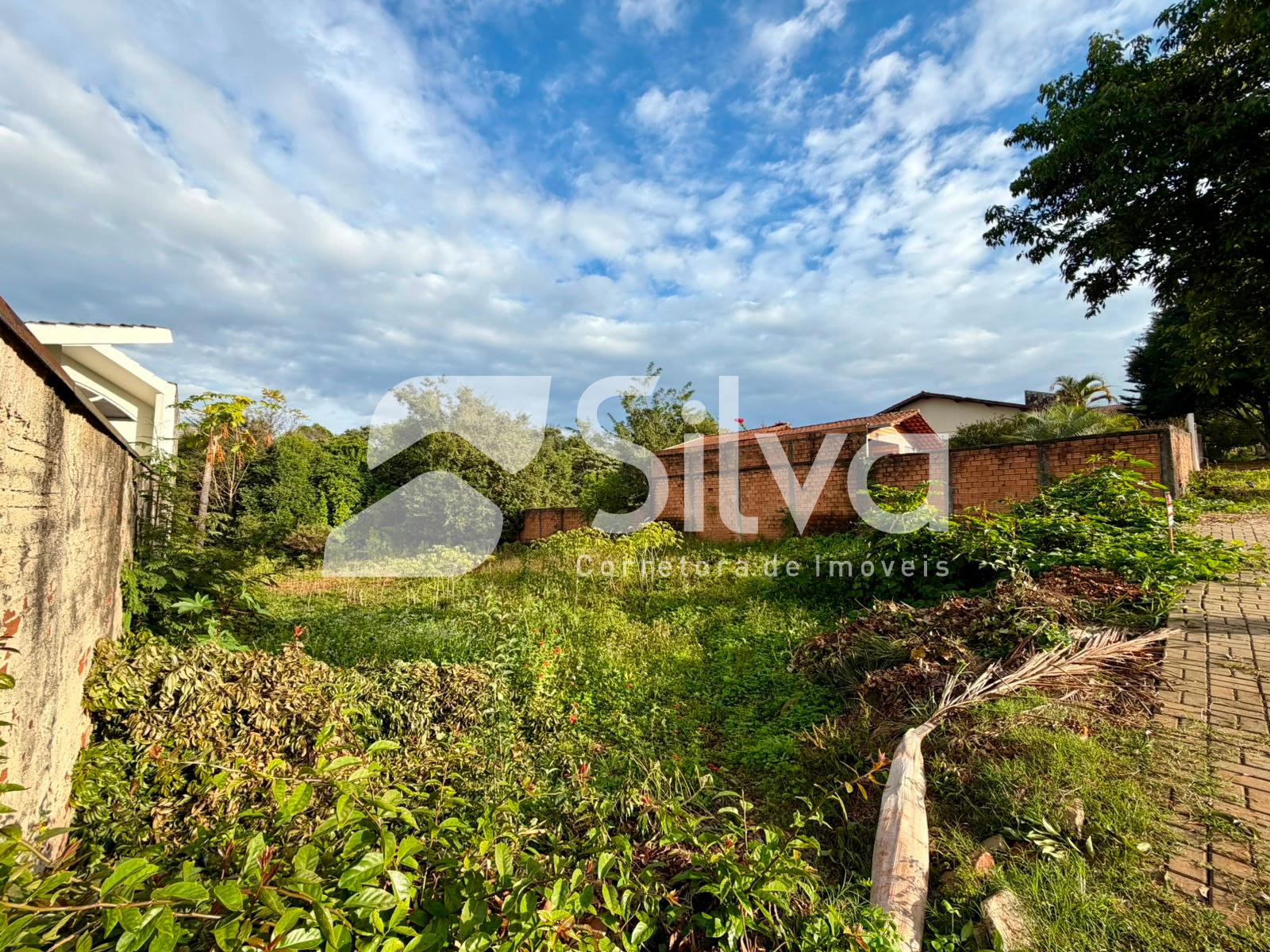 Lote venda localizado no Bairro So Francisco de Assis, Dois Vizinhos-PR.
