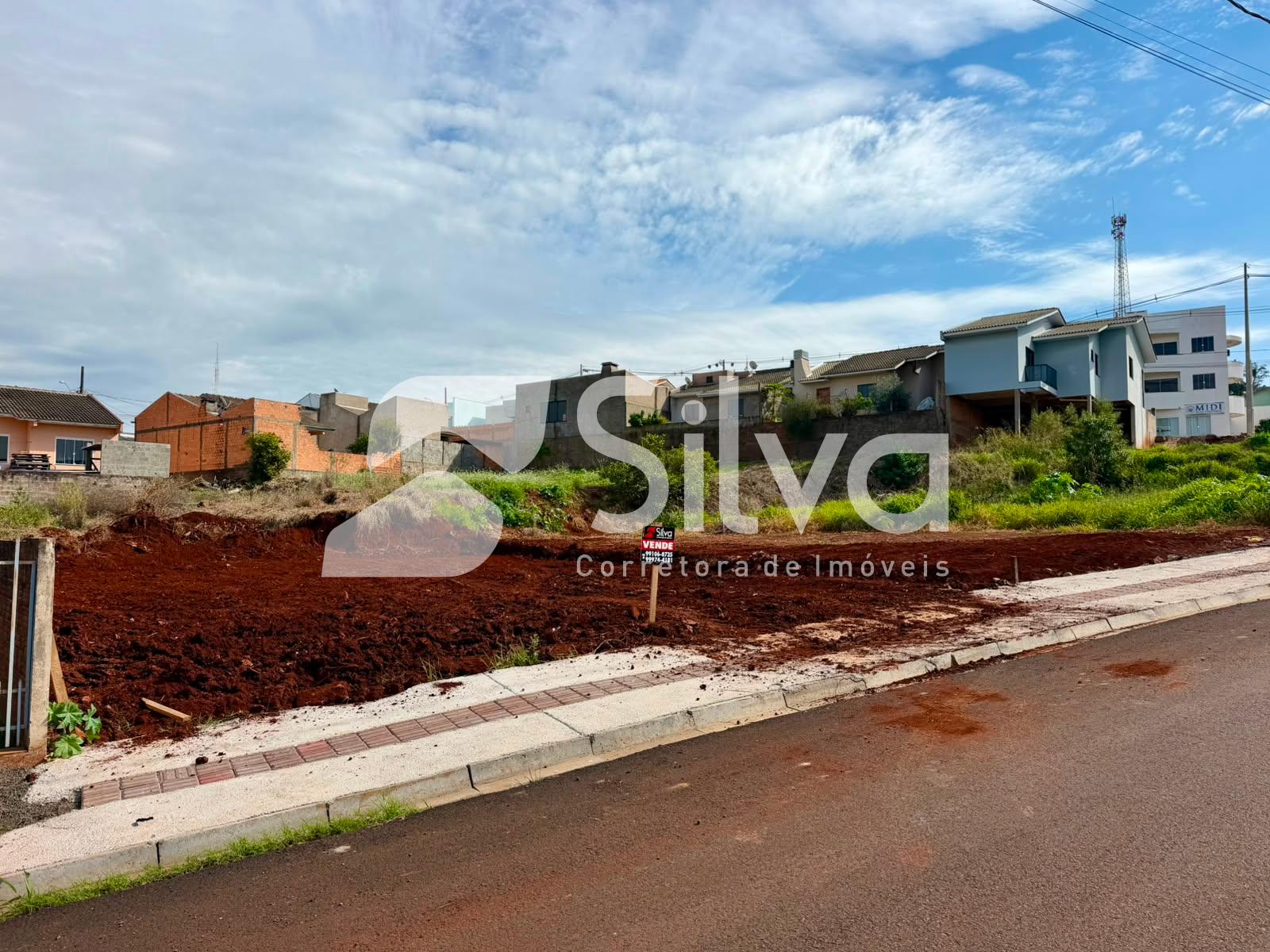 Lote venda localizado no Loteamento Primavera 02, Dois Vizinhos-PR.