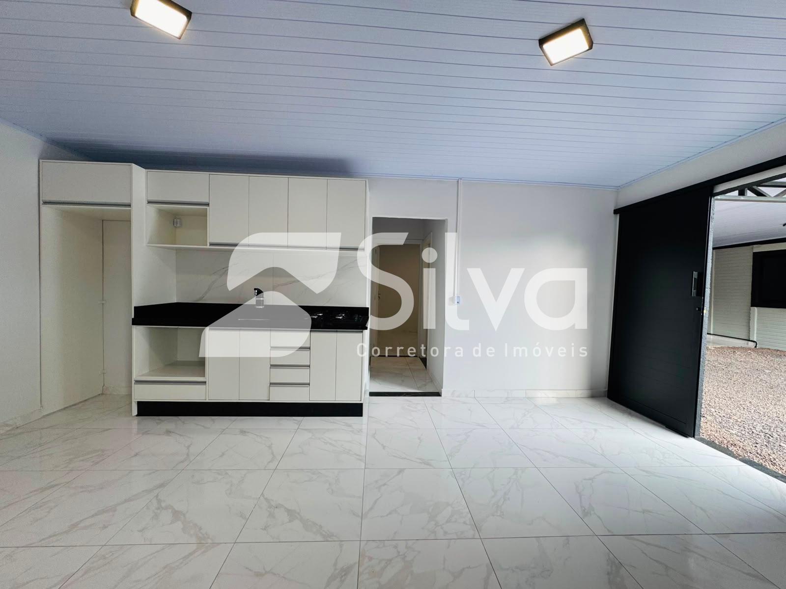 Casa em condomínio para locação, com 02 dormitórios - Centro Norte.
