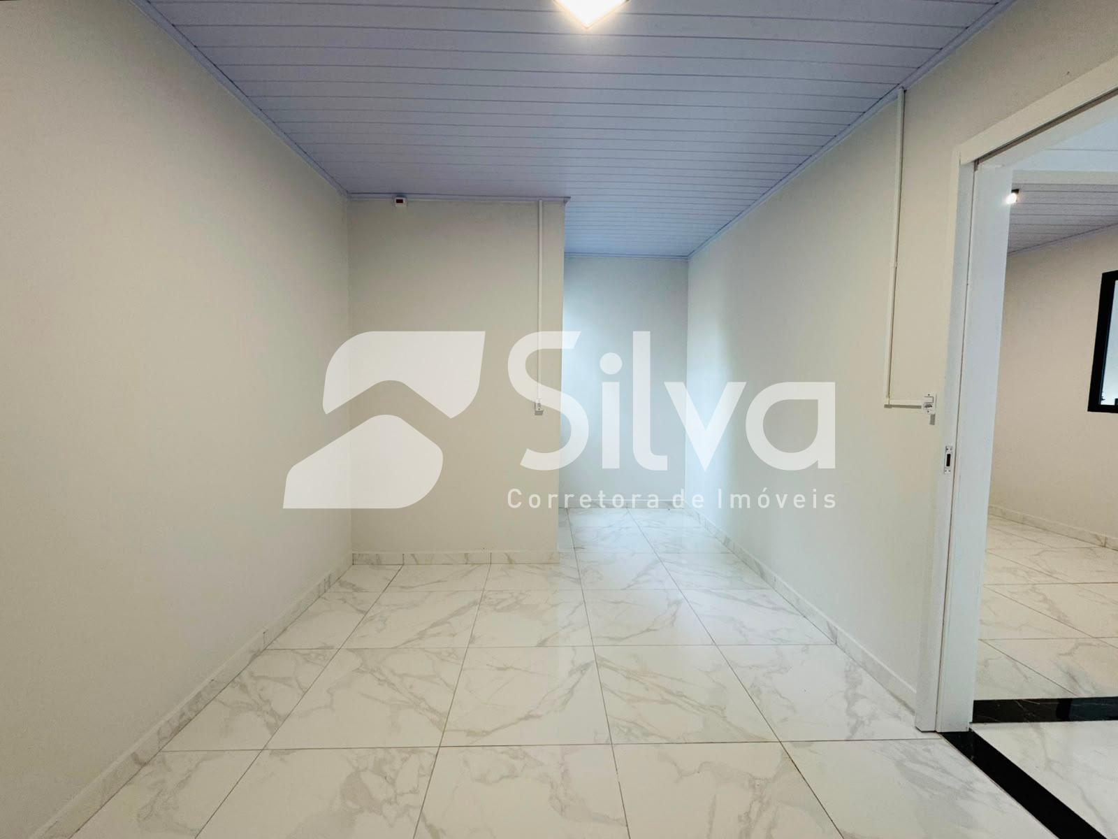 Casa em condomínio para locação, com 02 dormitórios - Centro Norte.