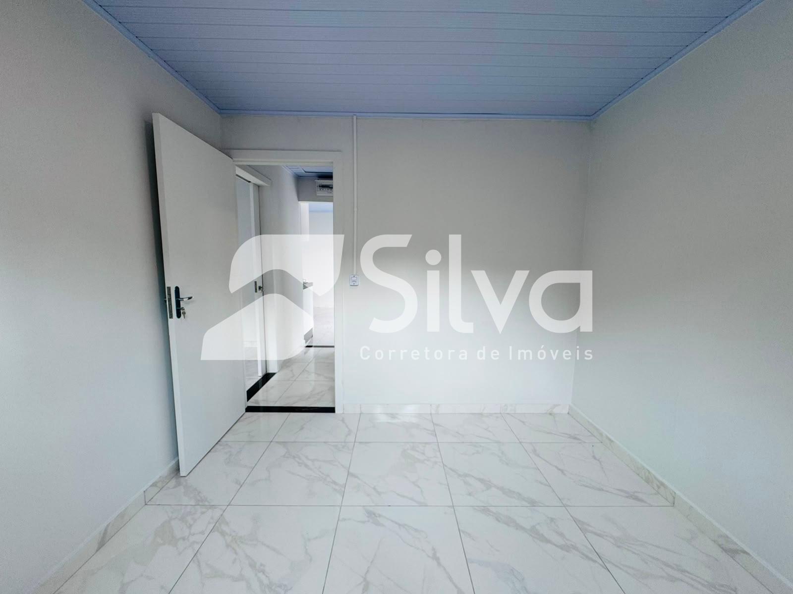 Casa em condomínio para locação, com 02 dormitórios - Centro Norte.