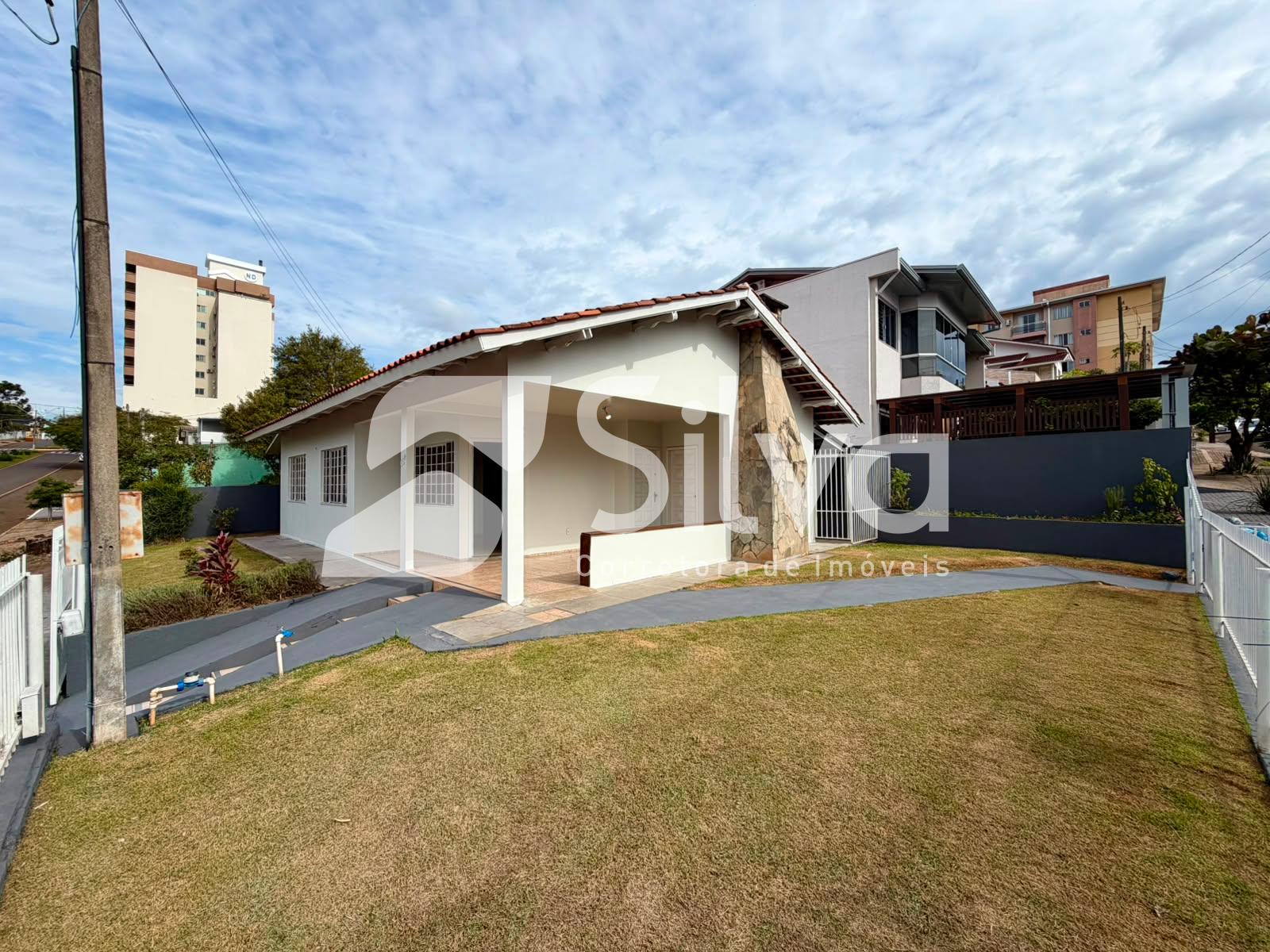 Casa para locação com 01 suíte e 02 dormitórios - São Francisc...
