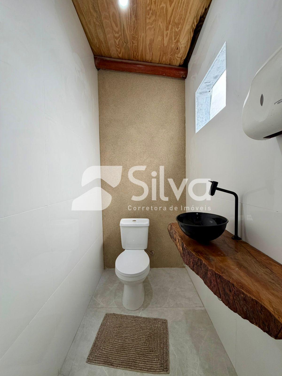 Casa para locação com 02 dormitórios - Bairro Santa Luzia ll
