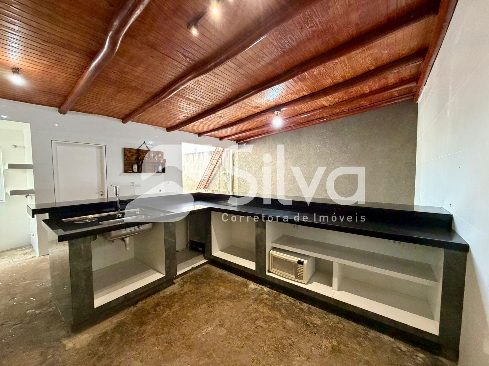 Casa para locação com 02 dormitórios - Bairro Santa Luzia ll
