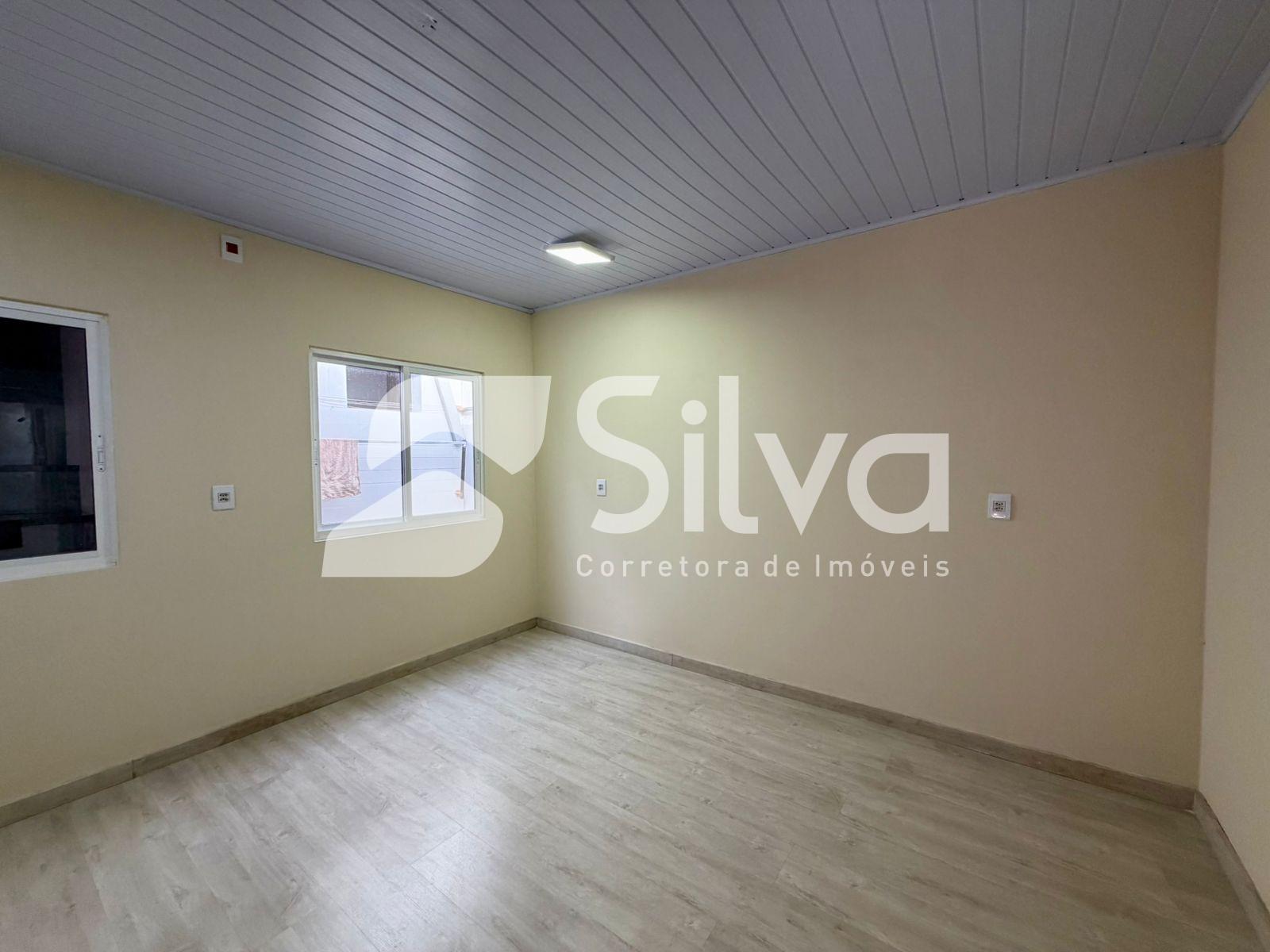Casa para locação com 02 dormitórios - Bairro Santa Luzia ll