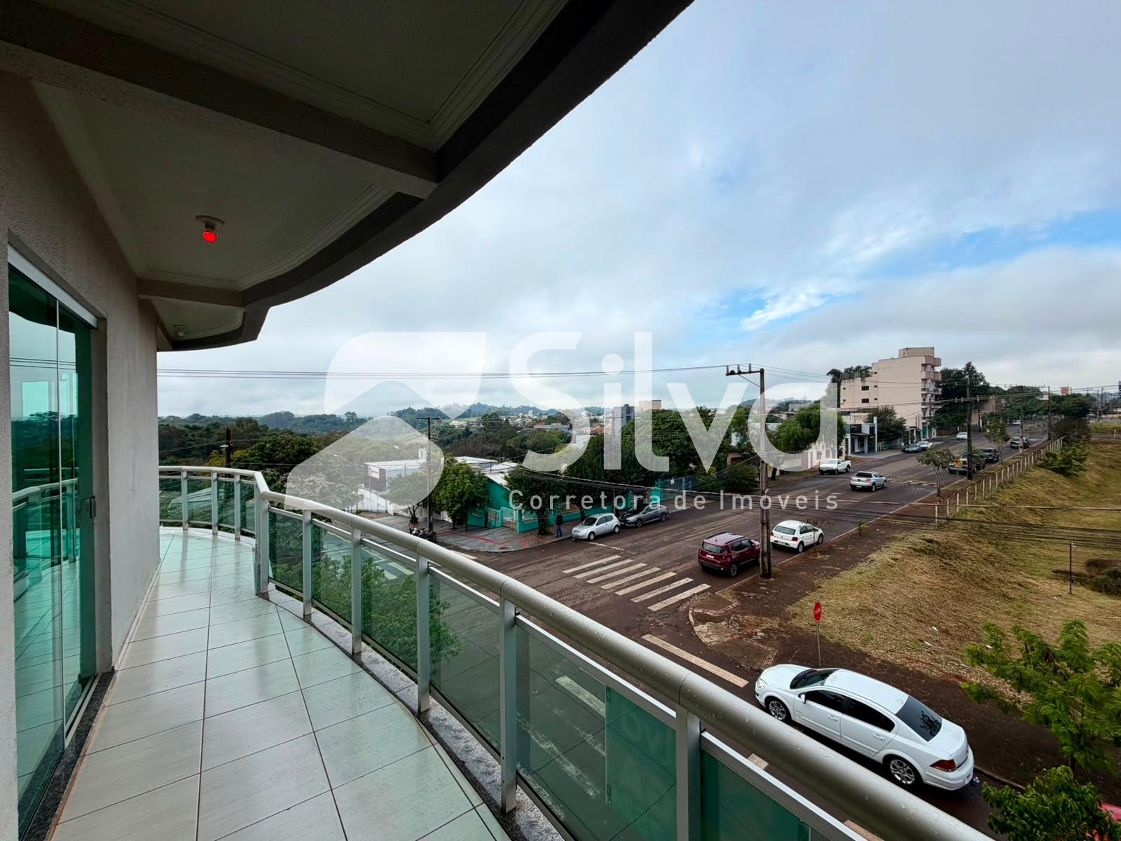 Apartamento para locao com 01 sute e 02 dormitrios - Centro Sul.
