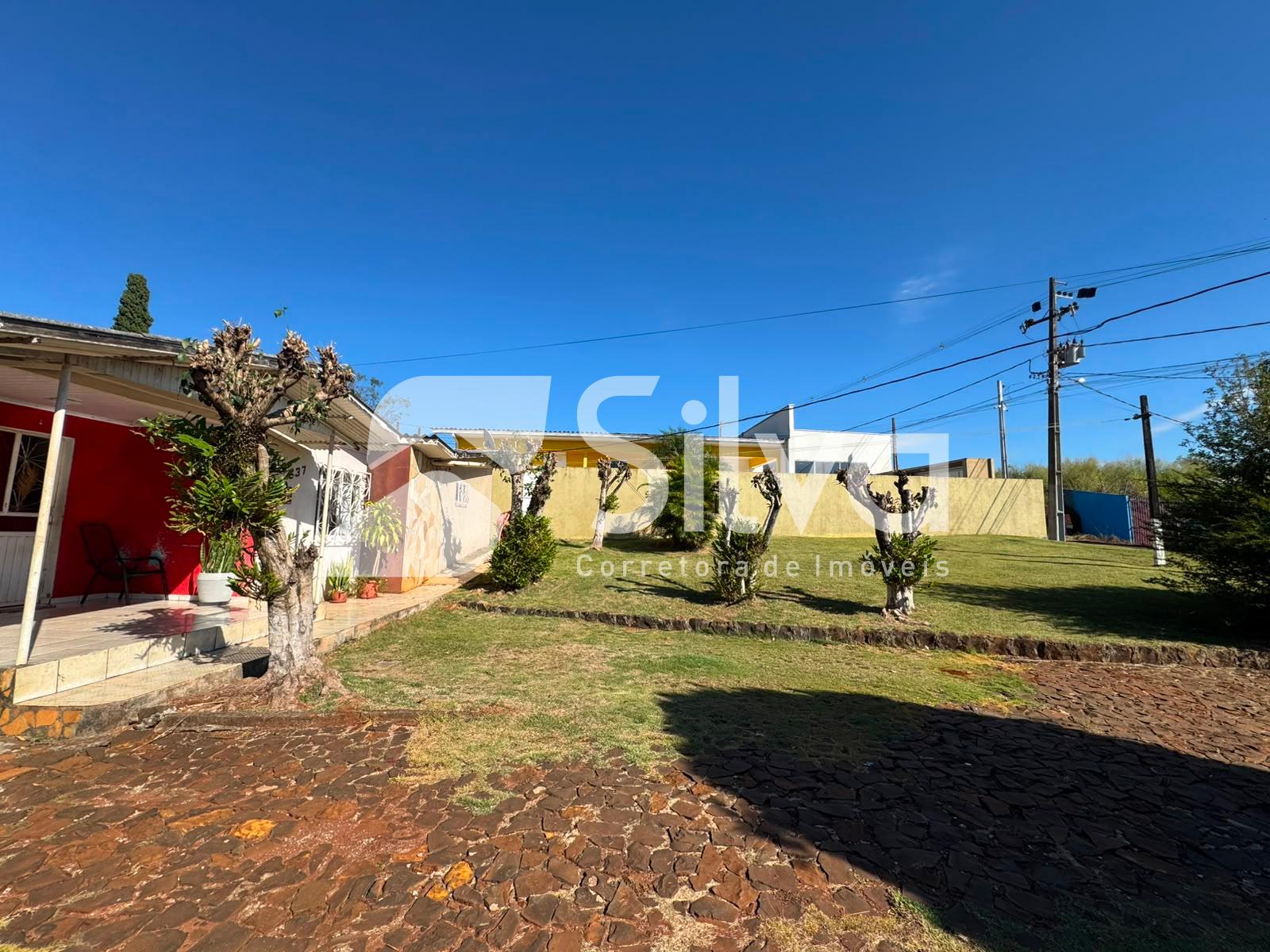 Lote à venda localizado no Bairro Nossa Senhora de Lurdes, Doi...