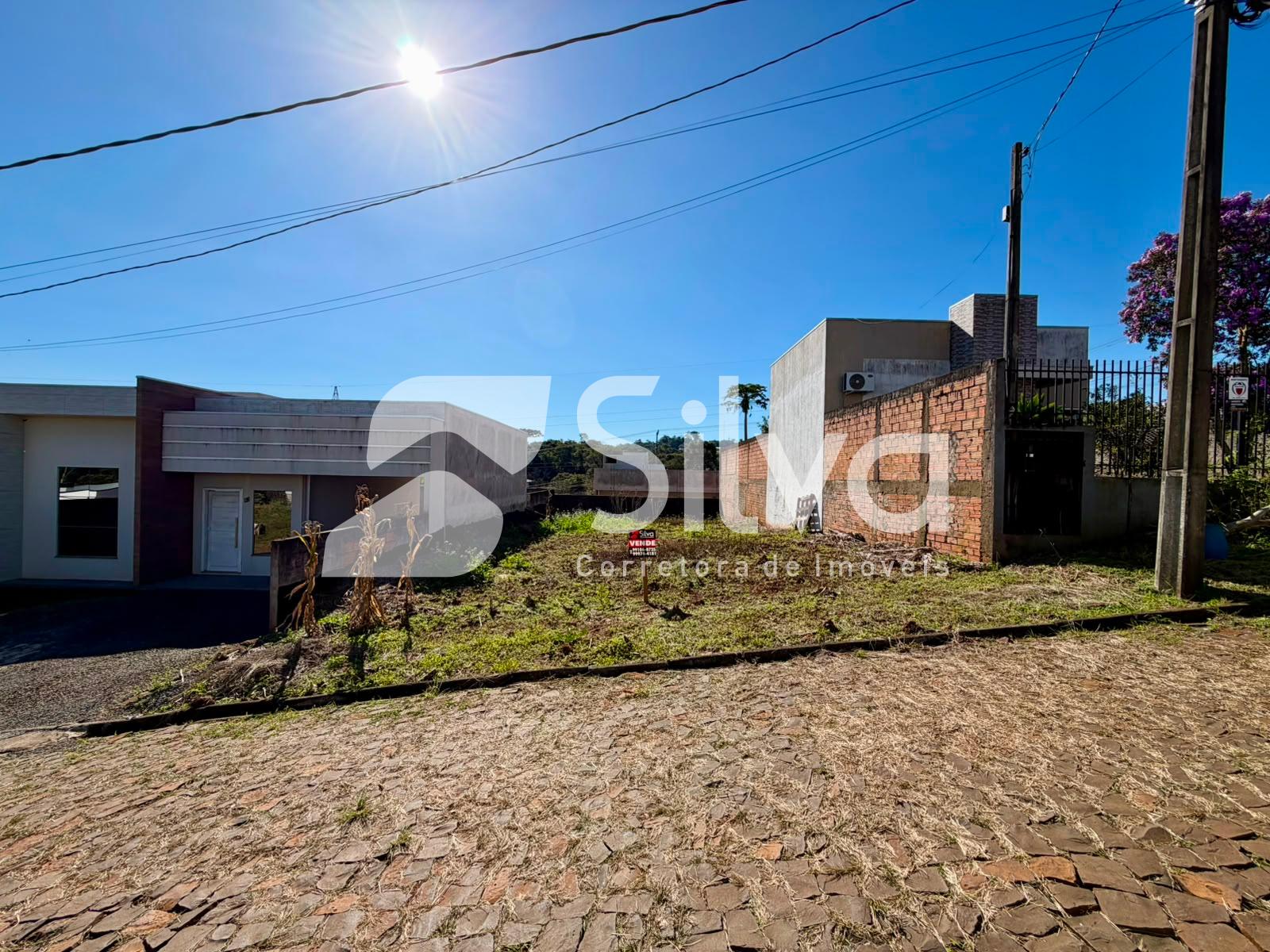 Lote à venda localizado no Loteamento Cristo Rei, Dois Vizinho...