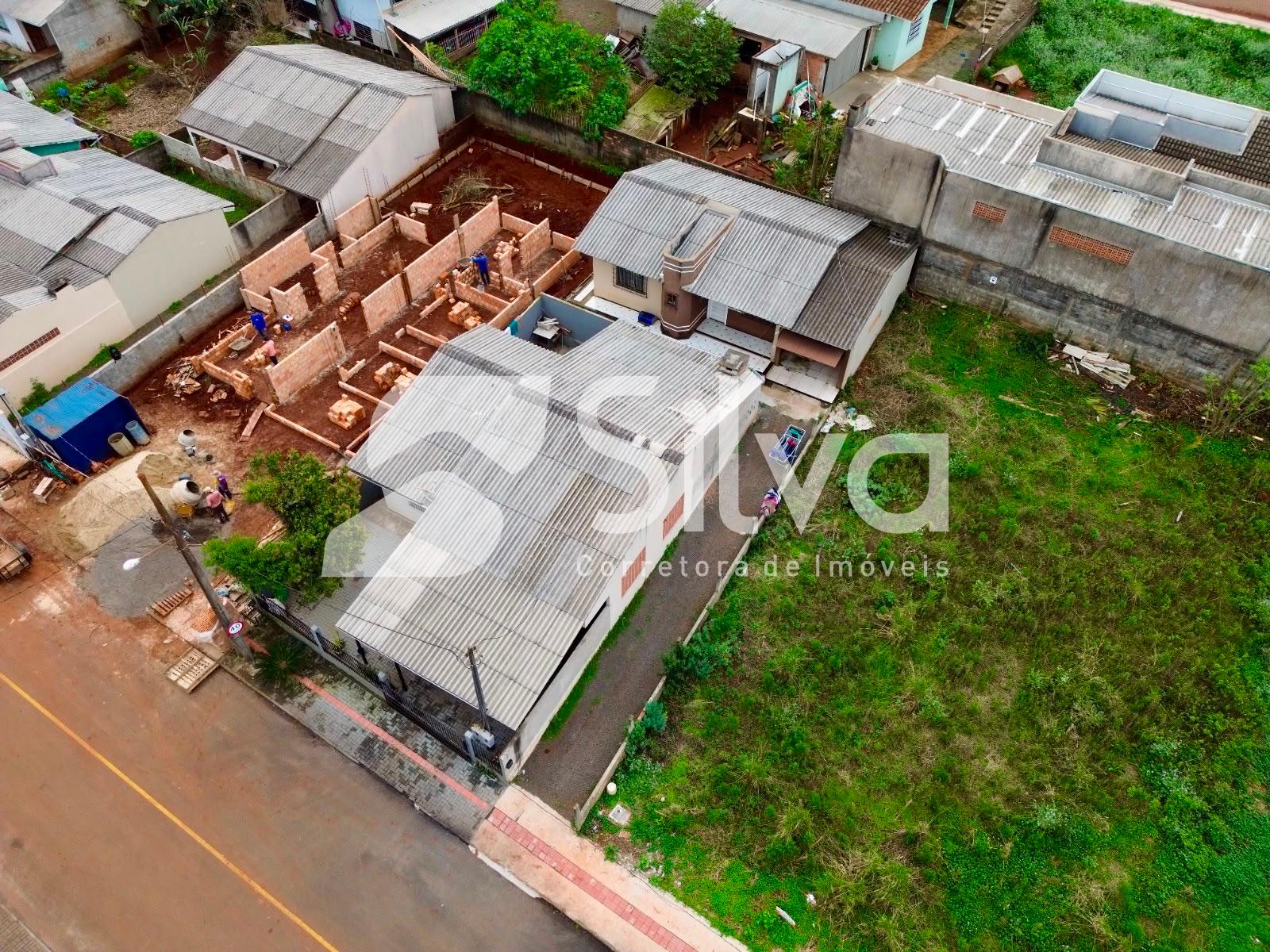 Casa de fundos a venda localizada no Loteamento Alvorada, Dois Vizinhos-PR.