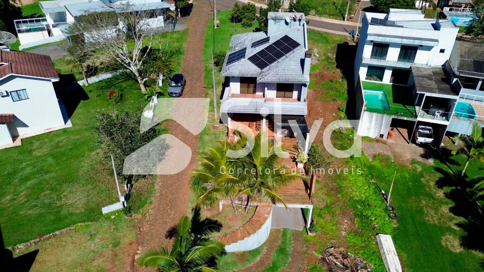Casa a venda localizada no Alagado de Cruzeiro do Iguau-PR.