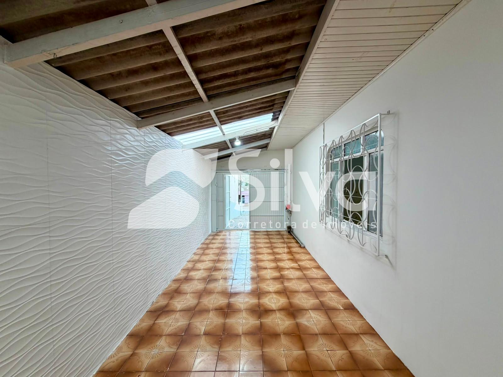 Casa para locação com 04 dormitórios - Centro Sul.