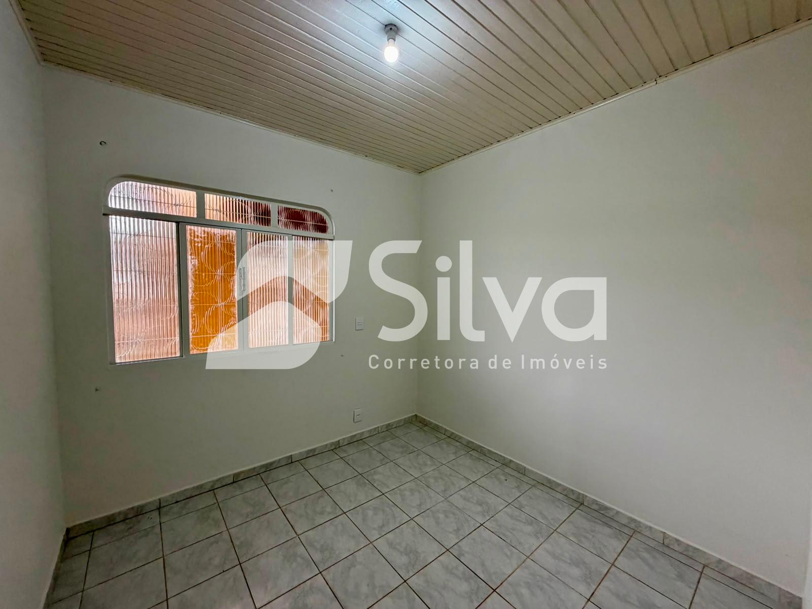 Casa para locação com 04 dormitórios - Centro Sul.