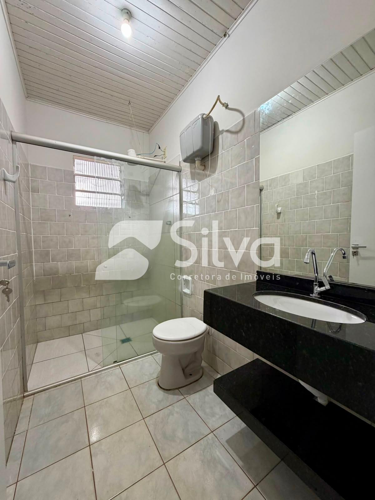 Casa para locação com 04 dormitórios - Centro Sul.
