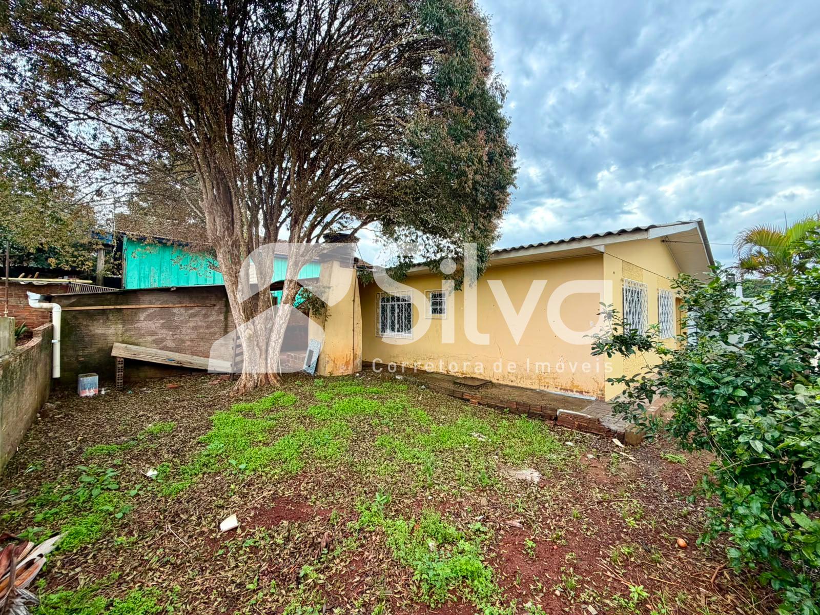 Casa para locação com 04 dormitórios - Centro Sul.