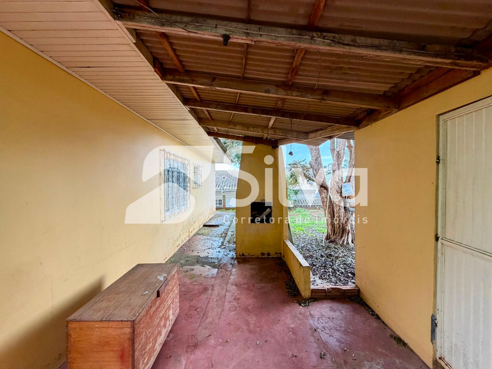 Casa para locação com 04 dormitórios - Centro Sul.