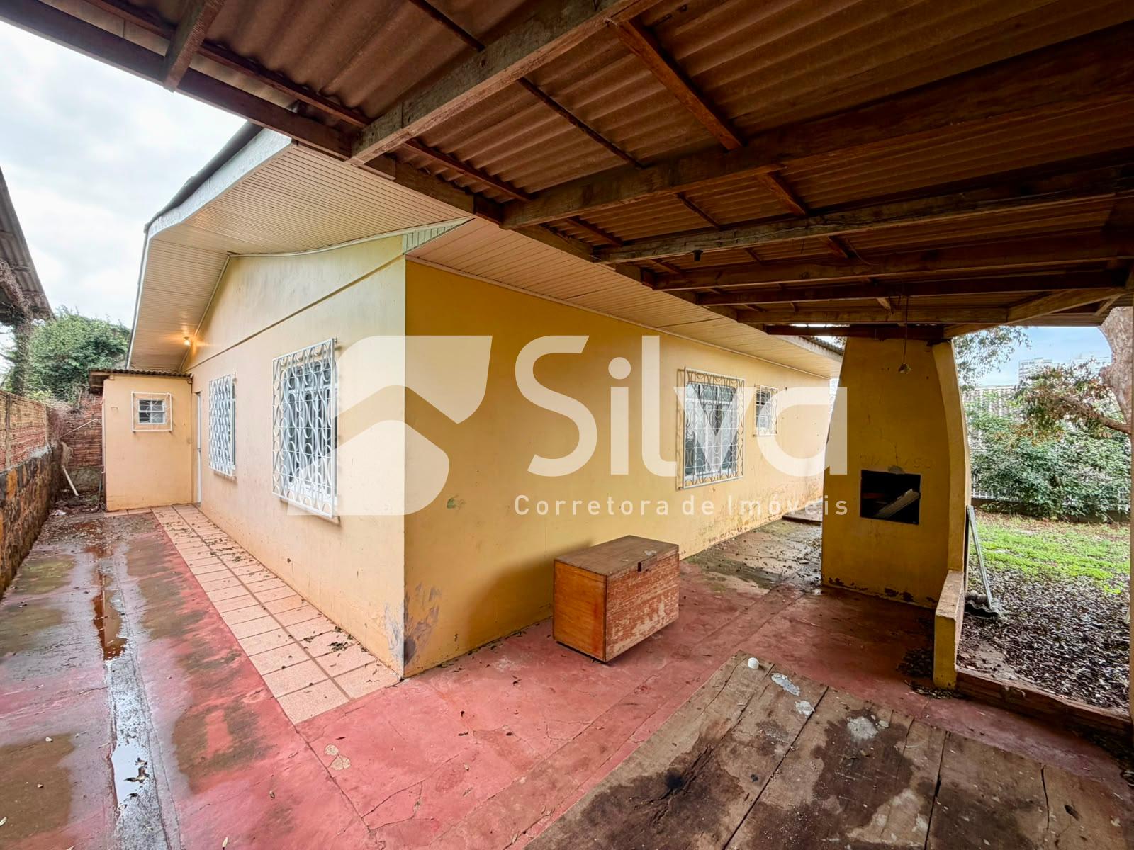 Casa para locação com 04 dormitórios - Centro Sul.