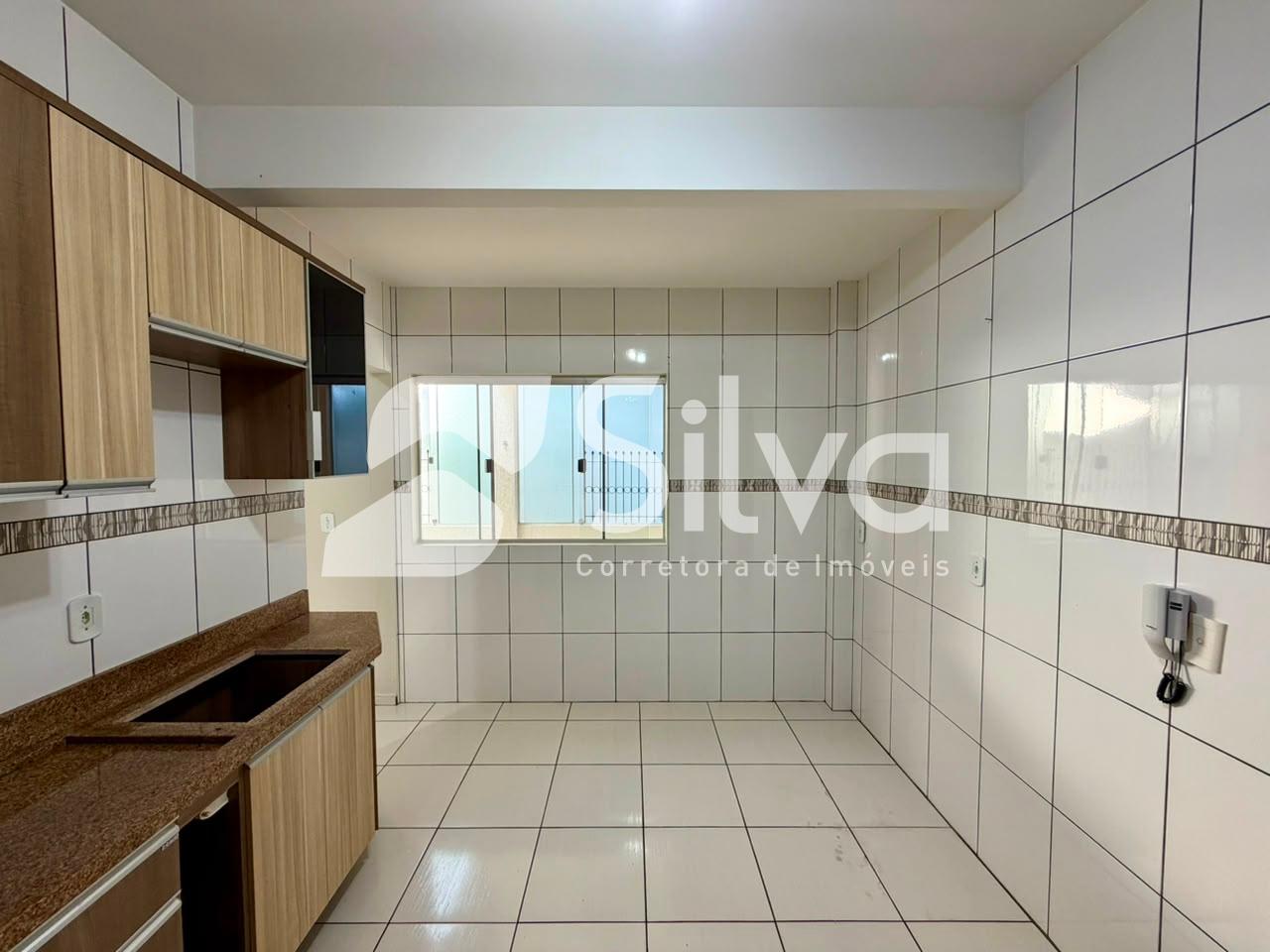 Sobrado a venda, localizado no Bairro Alto da Colina, Dois Vizinhos-PR.