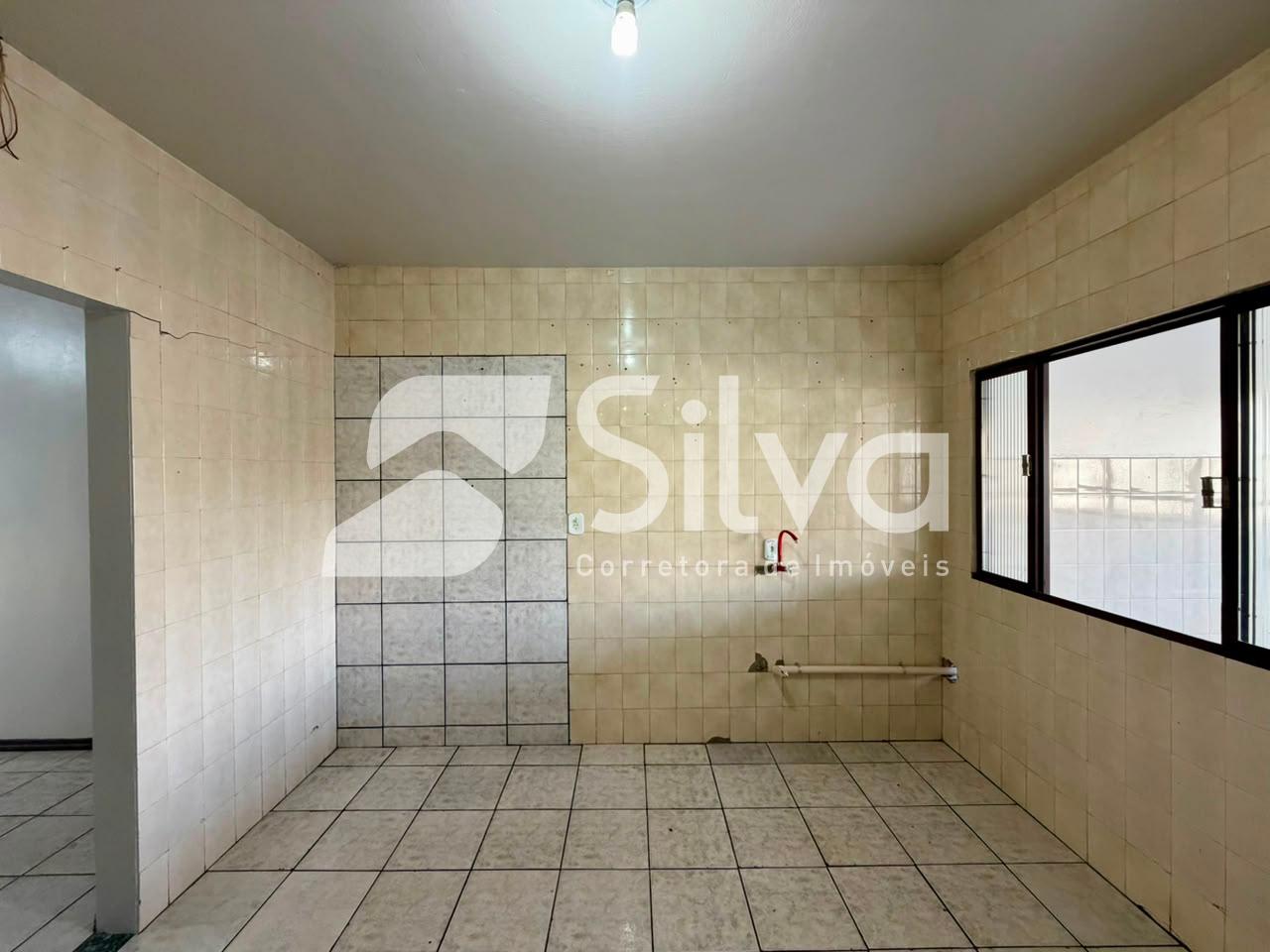 Apartamento para locao com 03 dormitrios - Centro Sul.