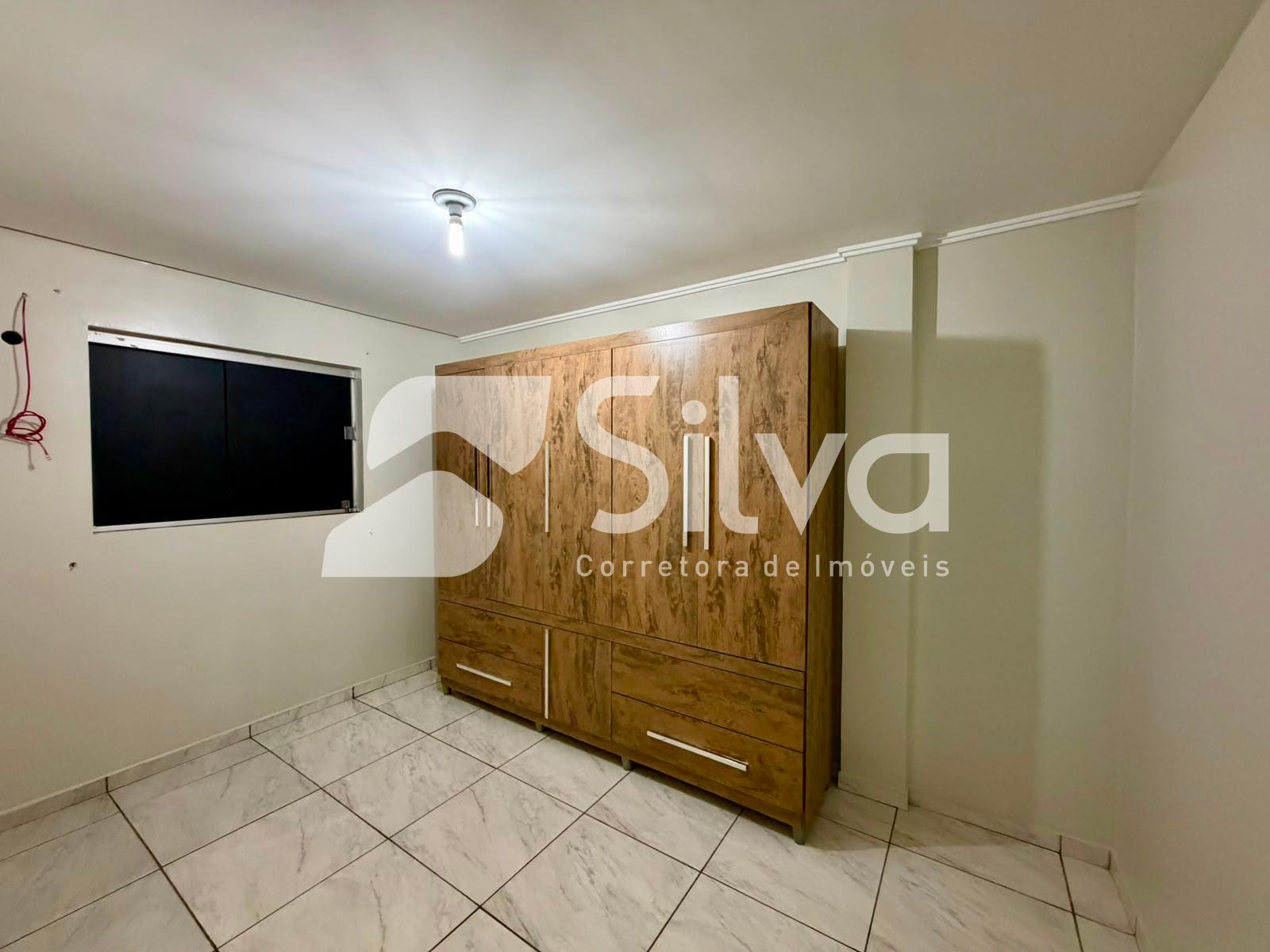 Quitinete trrea para locao com 01 dormitrio, semi-mobiliada - Centro Sul.