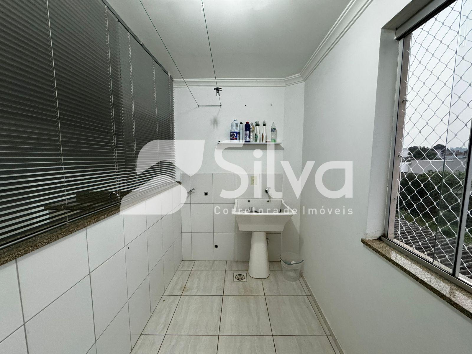 Apartamento a venda localizado no Bairro So Francisco de Assis, Dois Vizinhos - PR.