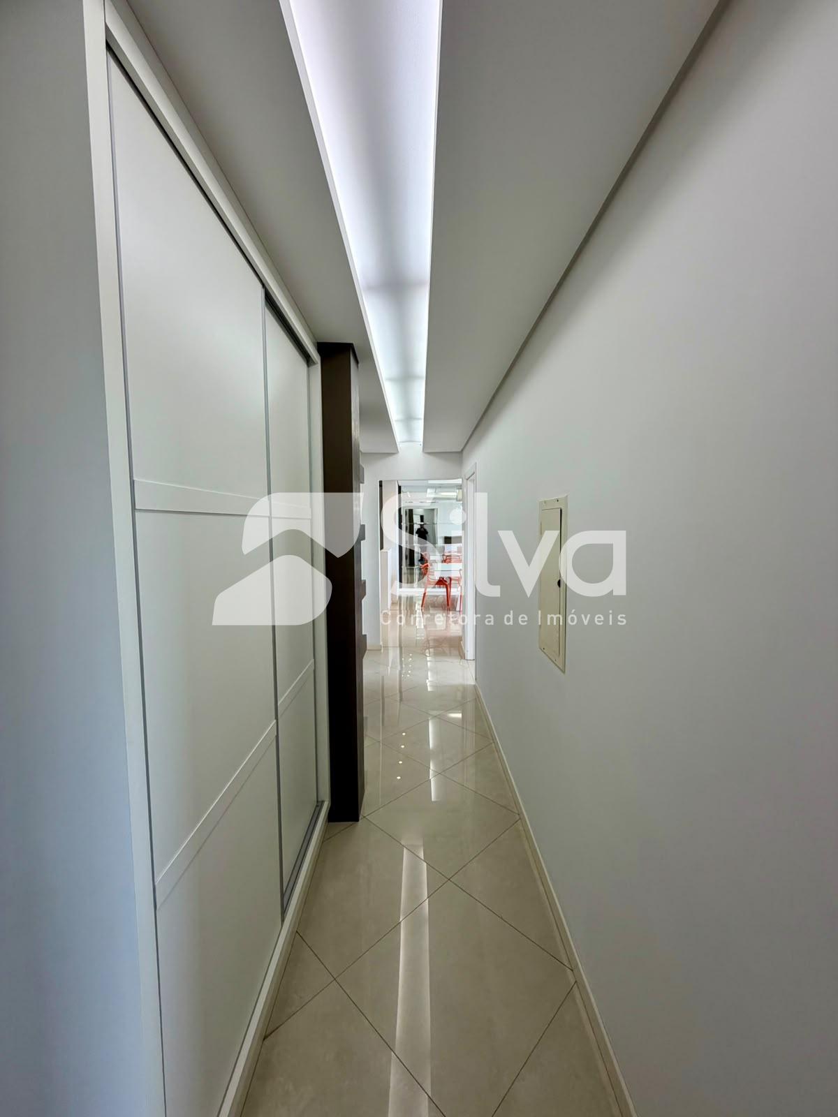 Apartamento para venda, localizado no Centro, Dois Vizinhos-PR.