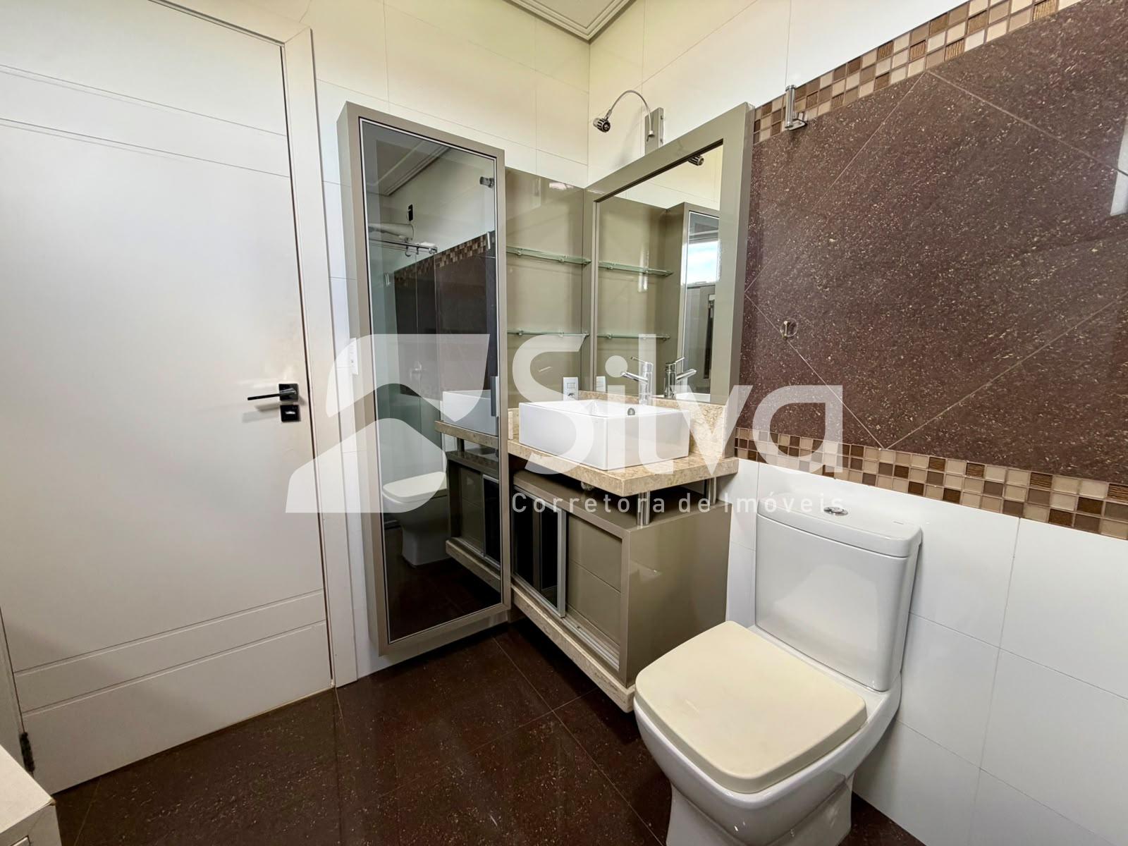 Apartamento para venda, localizado no Centro, Dois Vizinhos-PR.