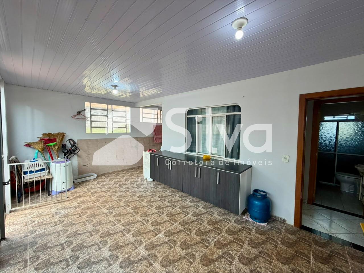 Casa venda localizada no Bairro das Torres, Dois Vizinhos-PR.