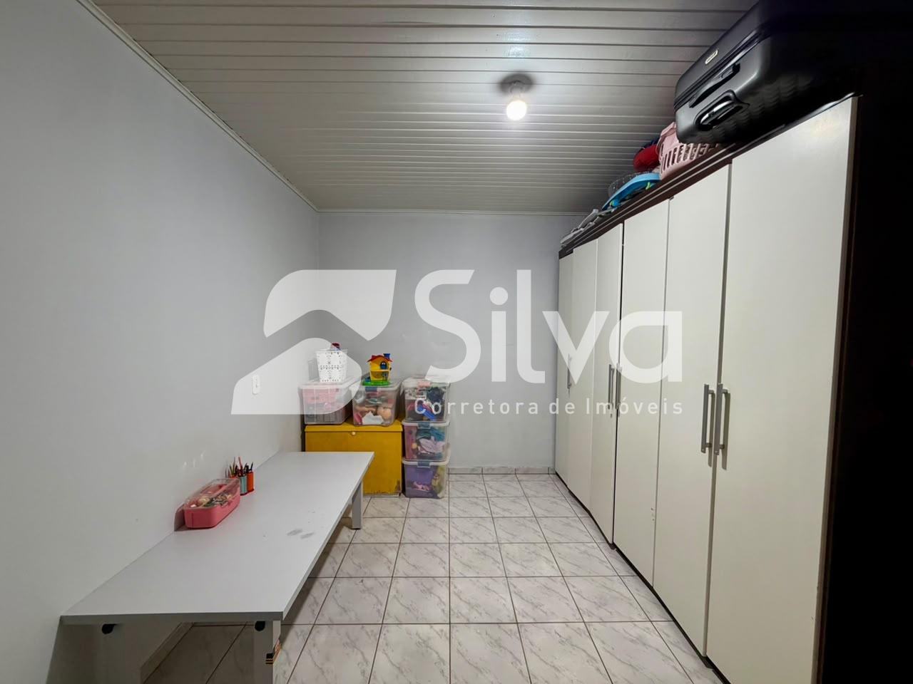 Casa venda localizada no Bairro das Torres, Dois Vizinhos-PR.