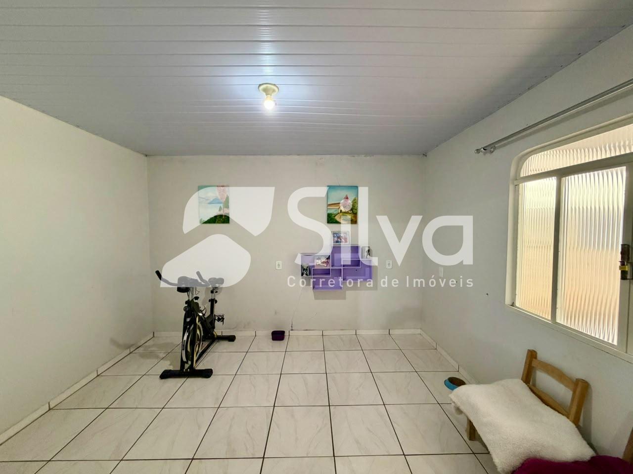 Casa venda localizada no Bairro das Torres, Dois Vizinhos-PR.