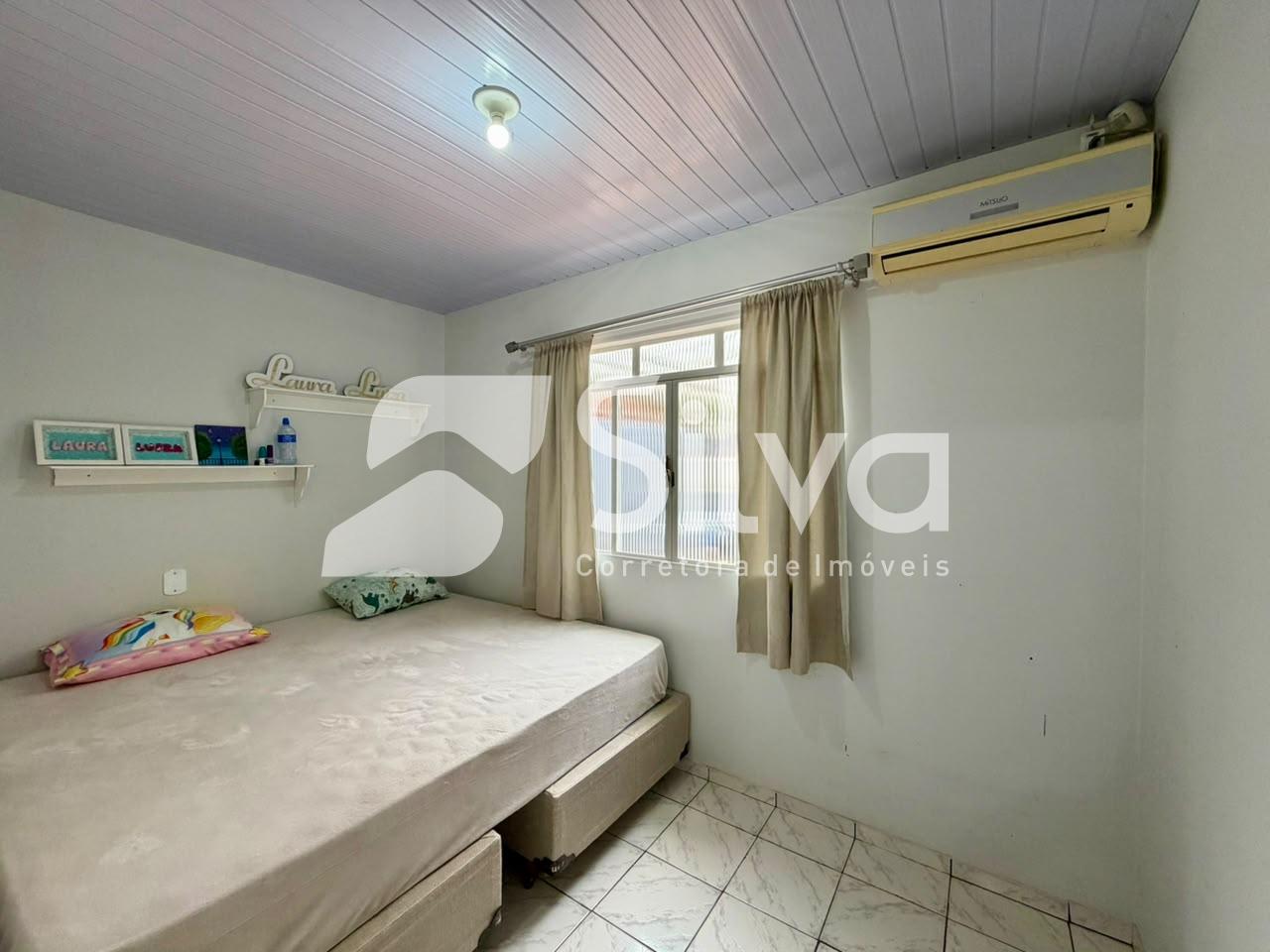 Casa venda localizada no Bairro das Torres, Dois Vizinhos-PR.