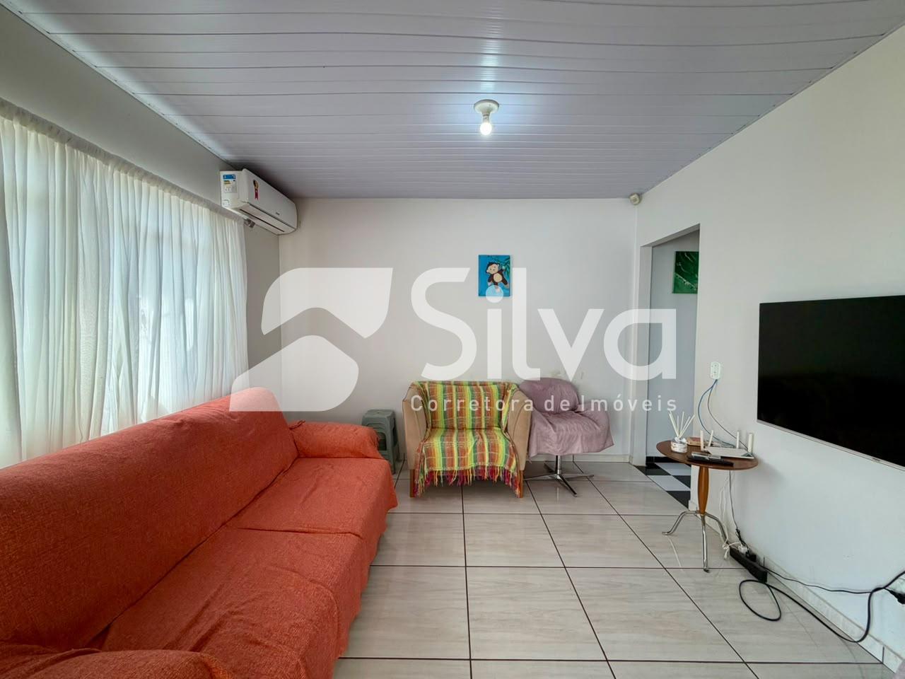 Casa venda localizada no Bairro das Torres, Dois Vizinhos-PR.