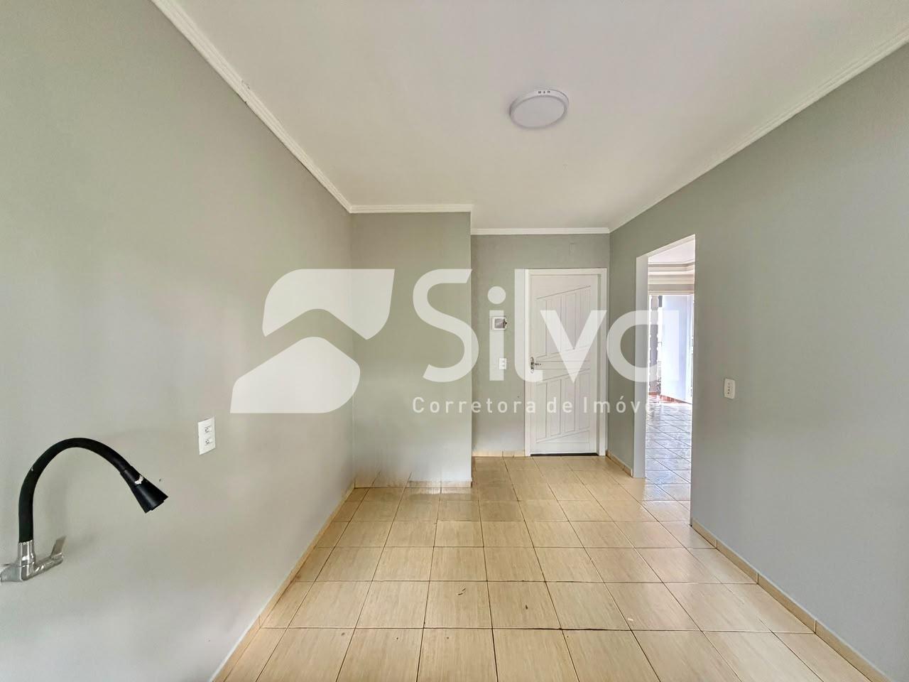 Casa de condomínio para locação com 01 suíte e 02 dormitórios - Centro Sul.