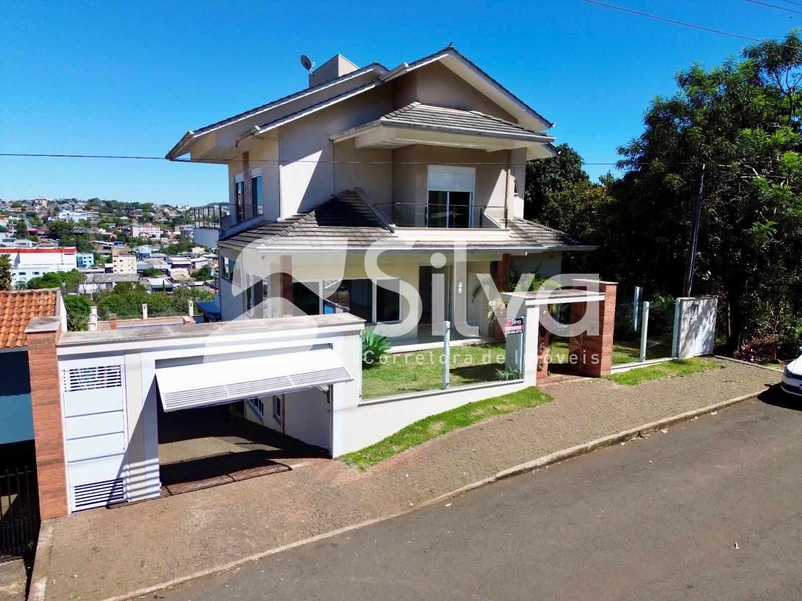 Triplex a venda localizado no Bairro das Torres, Dois Vizinhos...