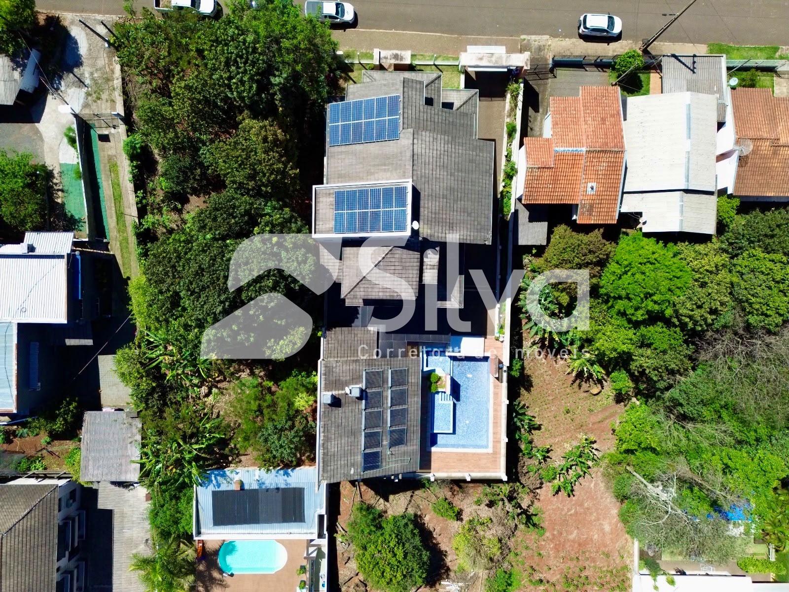 Triplex a venda localizado no Bairro das Torres, Dois Vizinhos...