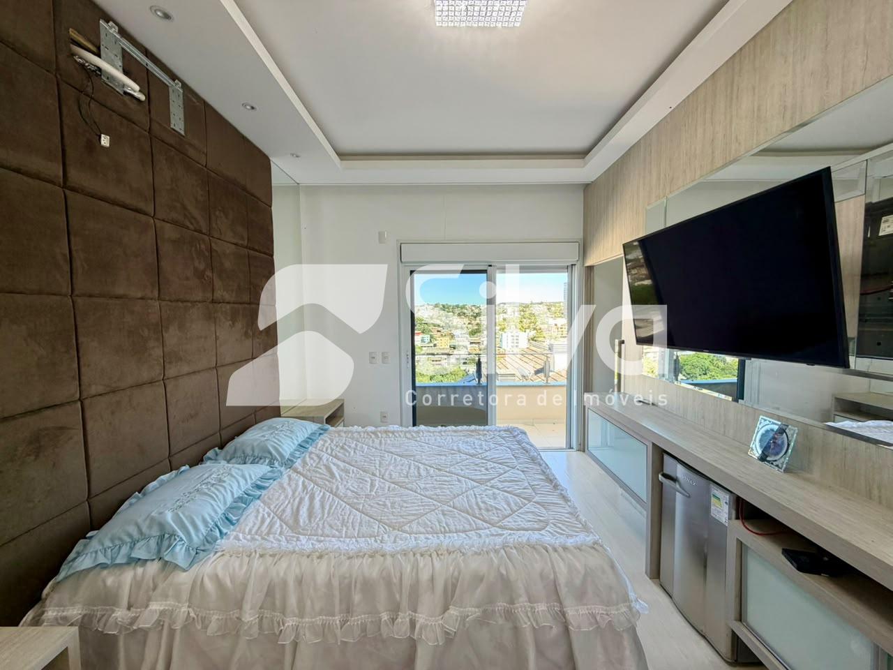 Triplex a venda localizado no Bairro das Torres, Dois Vizinhos - PR.