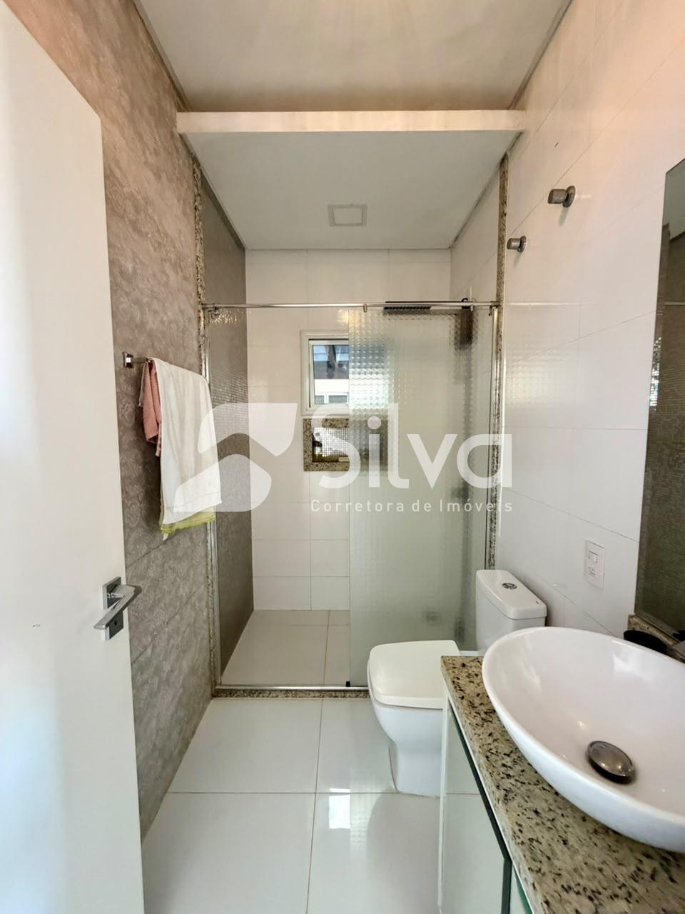 Triplex a venda localizado no Bairro das Torres, Dois Vizinhos - PR.