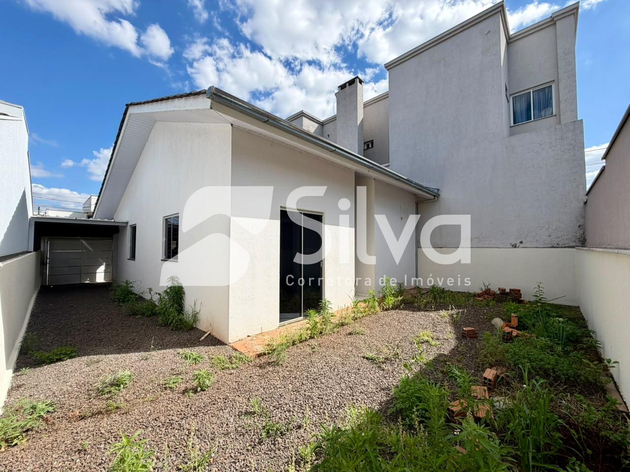 Casa para locação com 02 dormitórios - Bairro Alto da Luz.