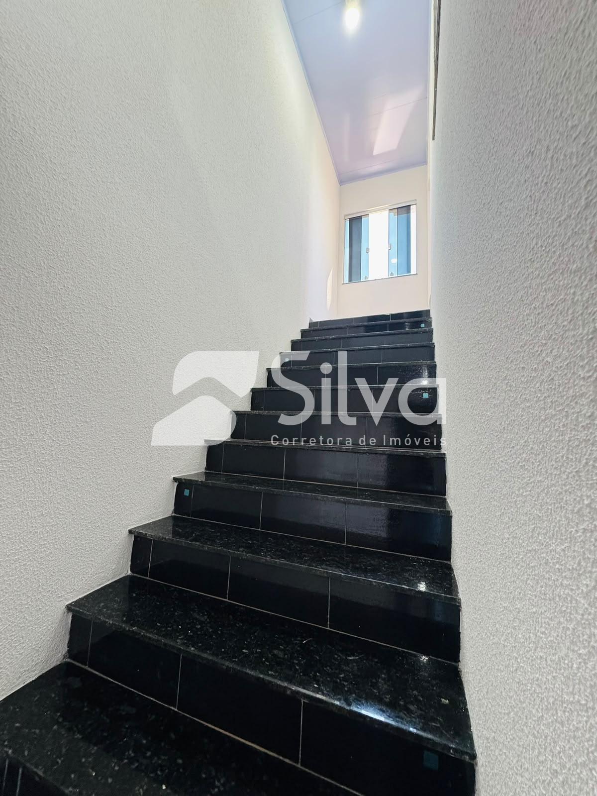 Casa à venda localizada no Bairro Jardim da Colina, Dois Vizinhos-PR.