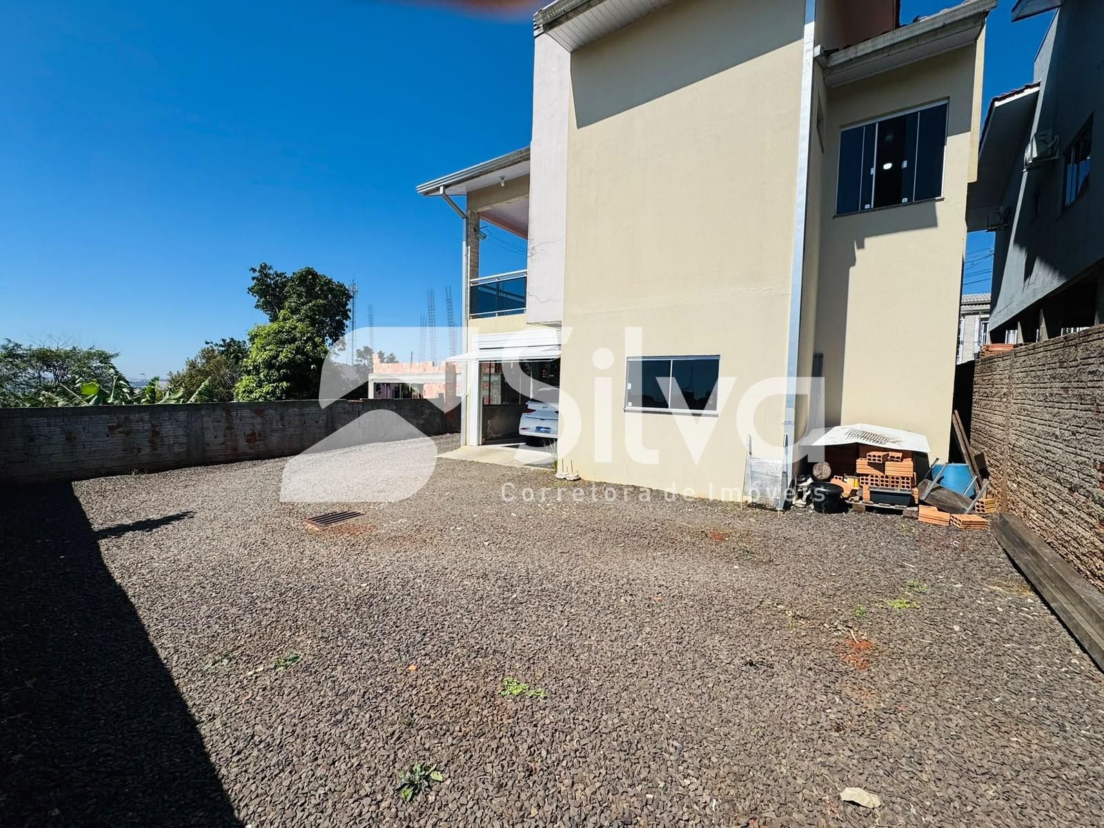 Casa à venda localizada no Bairro Jardim da Colina, Dois Vizinhos-PR.
