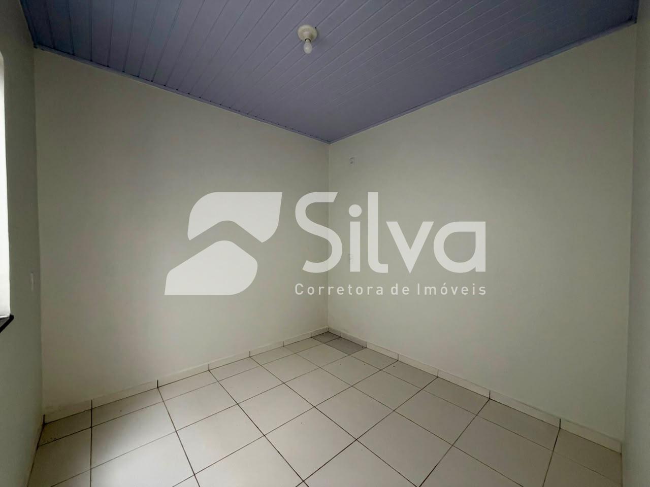 Casa para venda localizada no Loteamento Alto da Luz, Dois Vizinhos-PR.