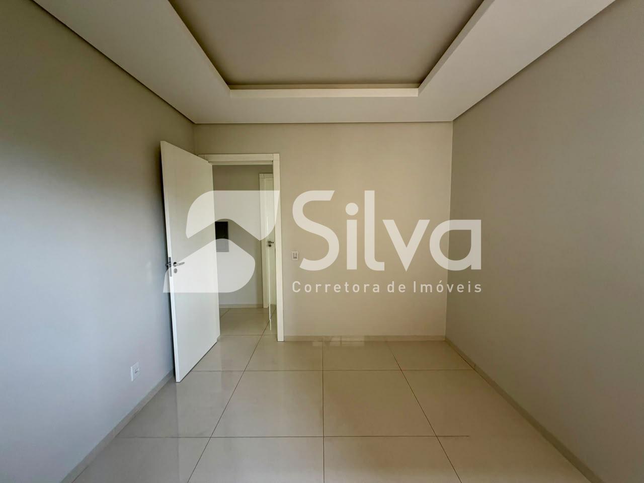 Apartamento para locação com 01 suíte e 02 dormitórios - Centro Norte.