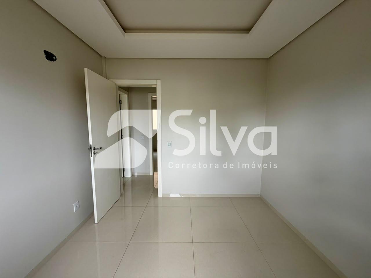 Apartamento para locação com 01 suíte e 02 dormitórios - Centro Norte.
