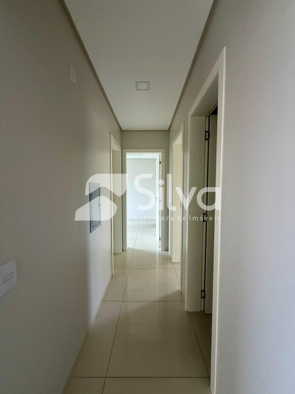 Apartamento para locação com 01 suíte e 02 dormitórios - Centro Norte.
