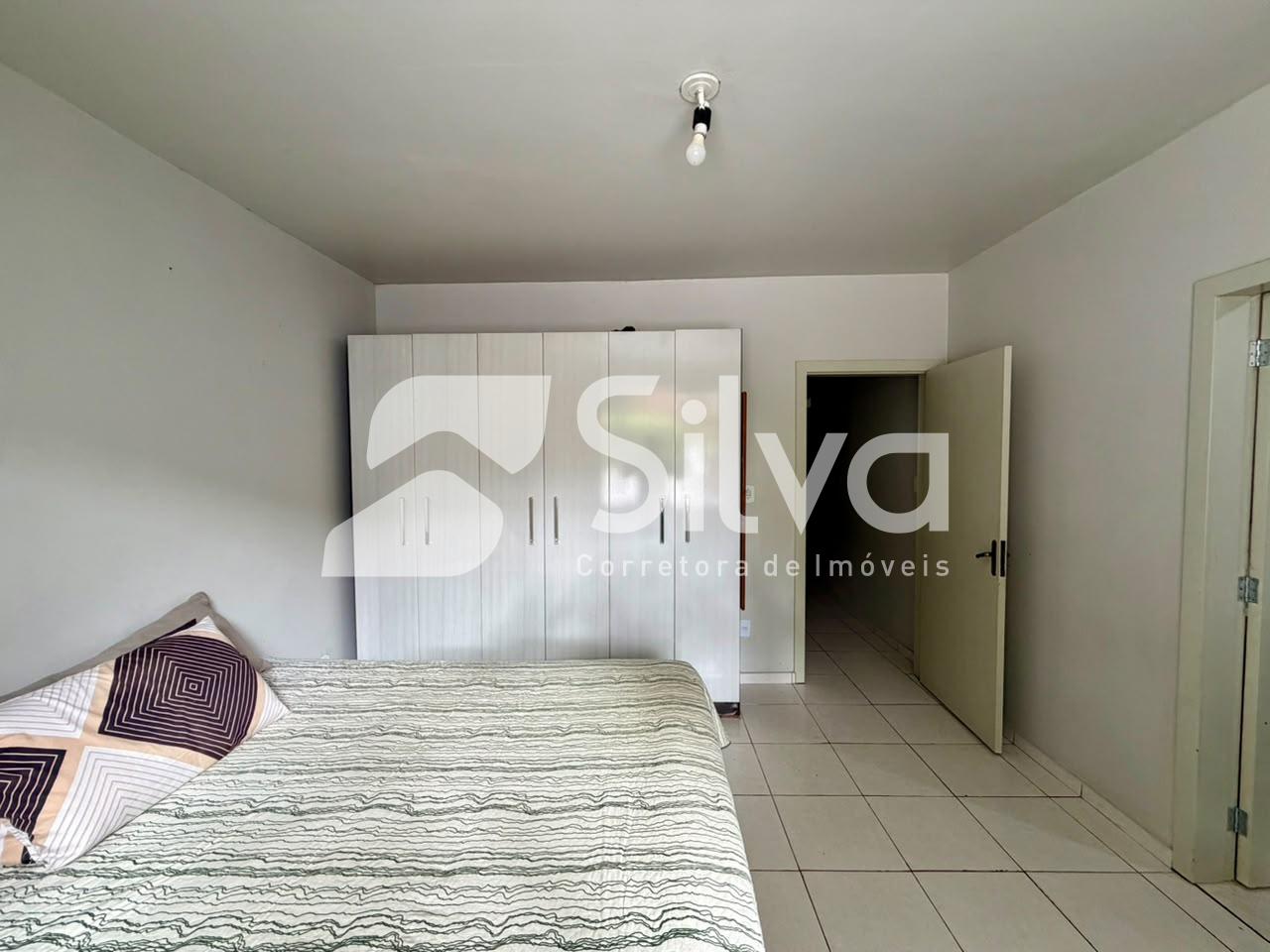 Casa à venda localizada no Bairro das Torres, Dois Vizinhos-PR.